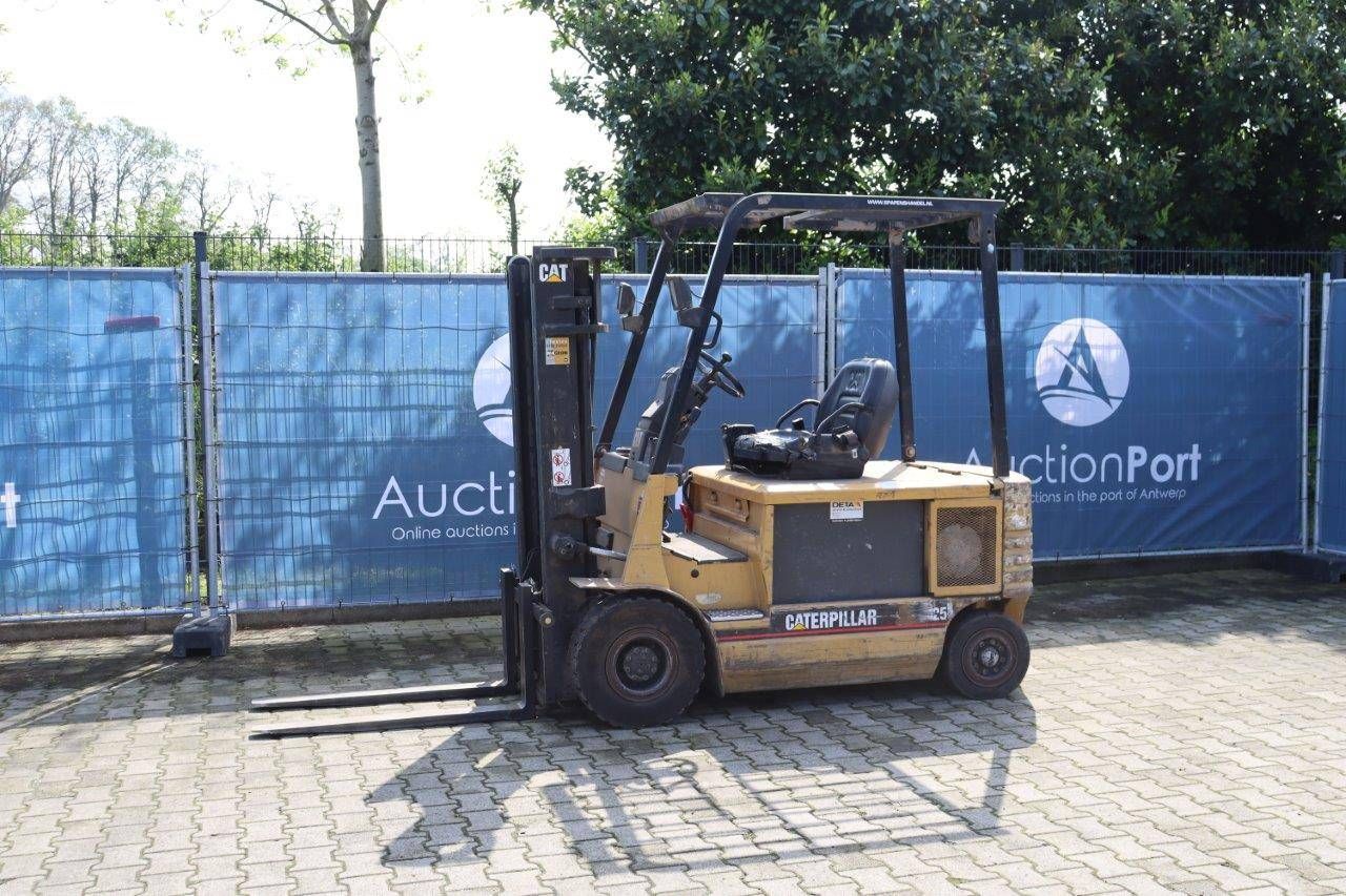 Forklift Caterpillar EP25 Electric 2500kg 3m 2000