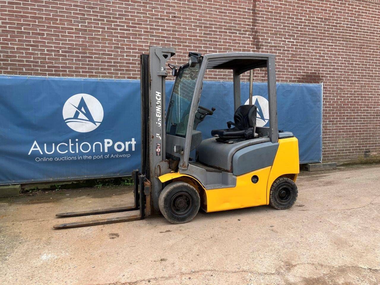 Forklift Jungheinrich DFG 320 Diesel 2000kg