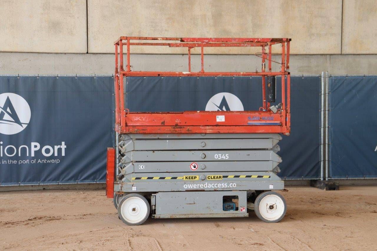 Scissor lift SkyJack SJ4632 Electric 317kg 11.75m 2011