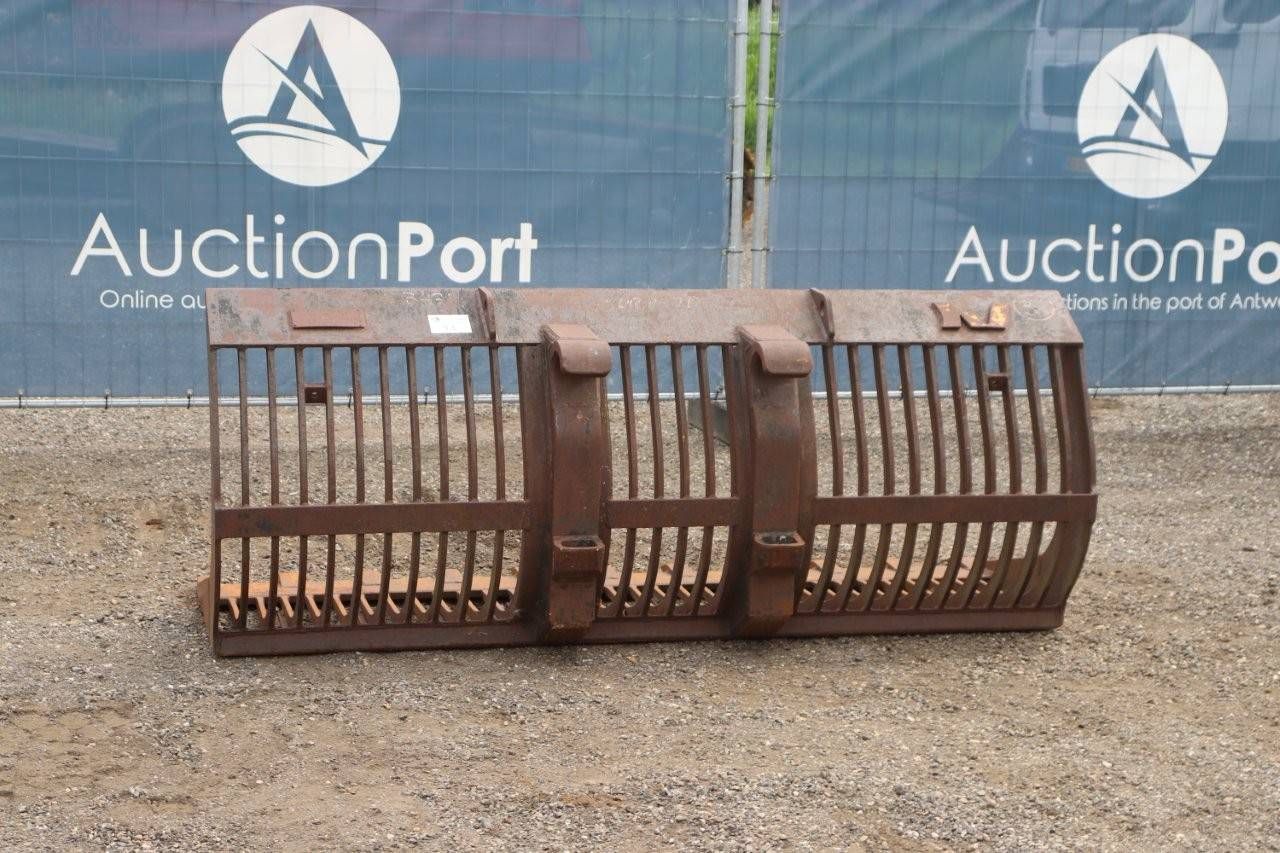 Excavator bucket
