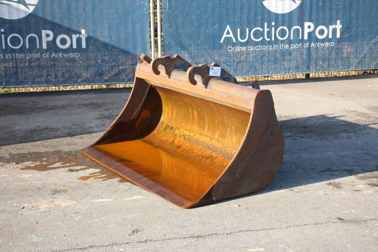 Excavator bucket