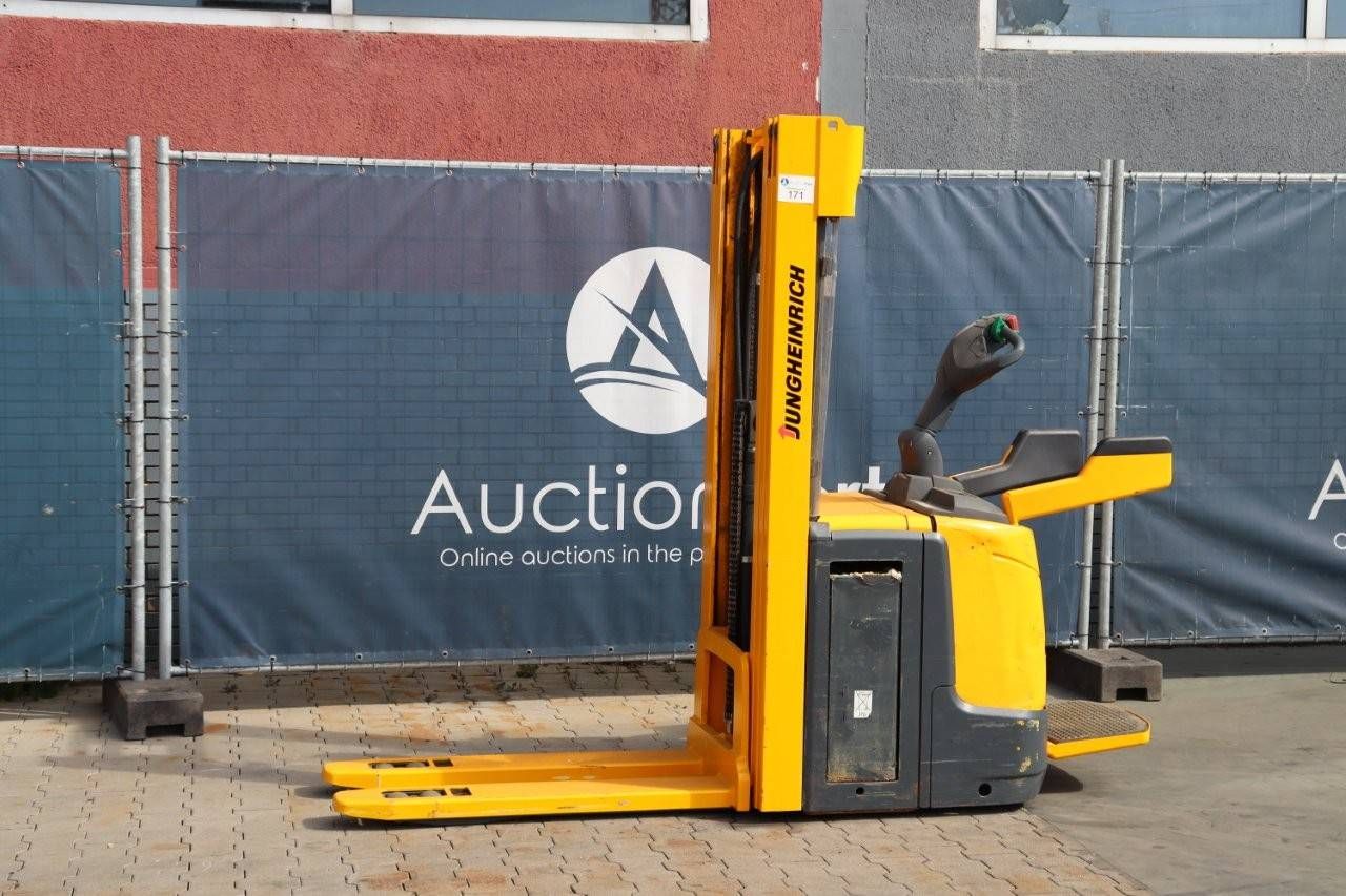 Stapelaar Jungheinrich ERC 214z Elektrisch 1400kg 4.69m 2014