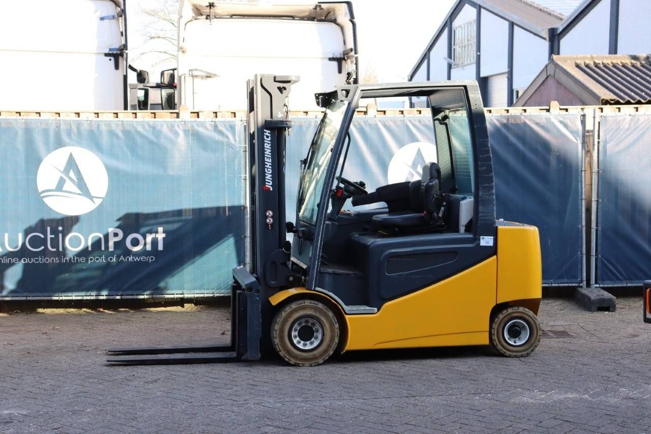 Forklift Jungheinrich EFG 425 Electric 2270kg 5.0m 2015