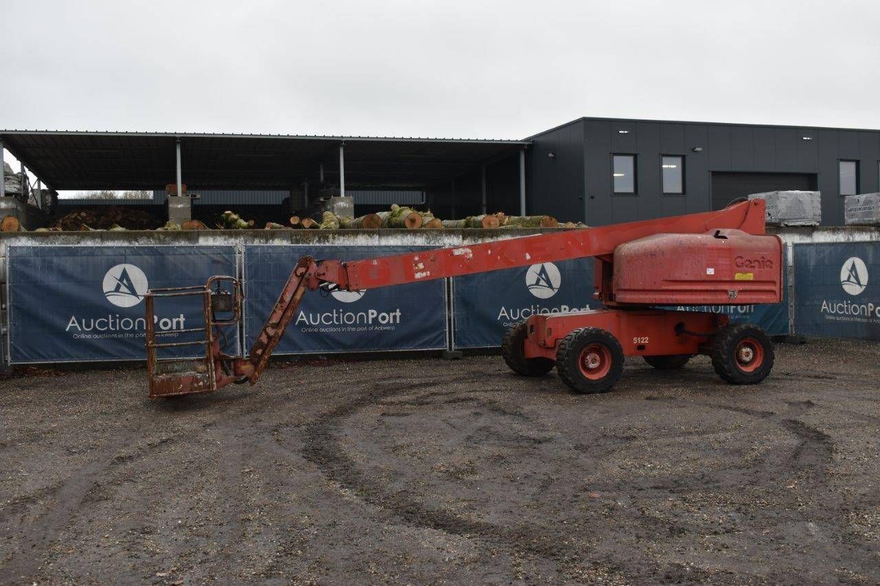 Telescopic boom lift Genie S-45 Diesel 13.7m