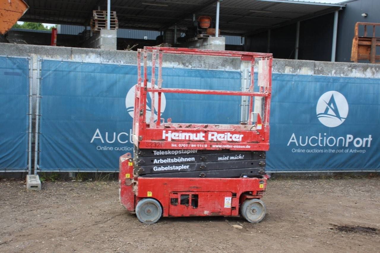 Scissor lift electric