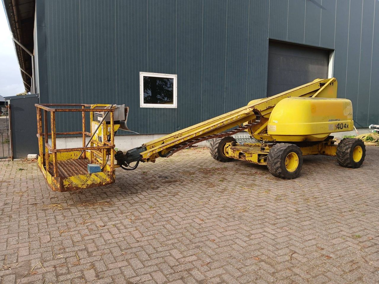 Grove T40 Diesel 13.8m Telescopic Boom Lift 2000