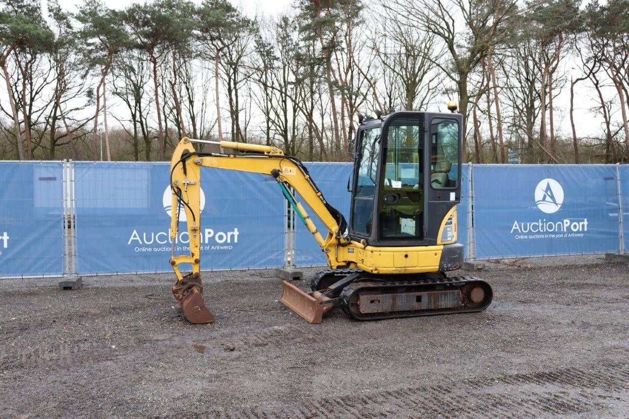 Crawler excavator Komatsu PC26MR-3 Diesel 2013