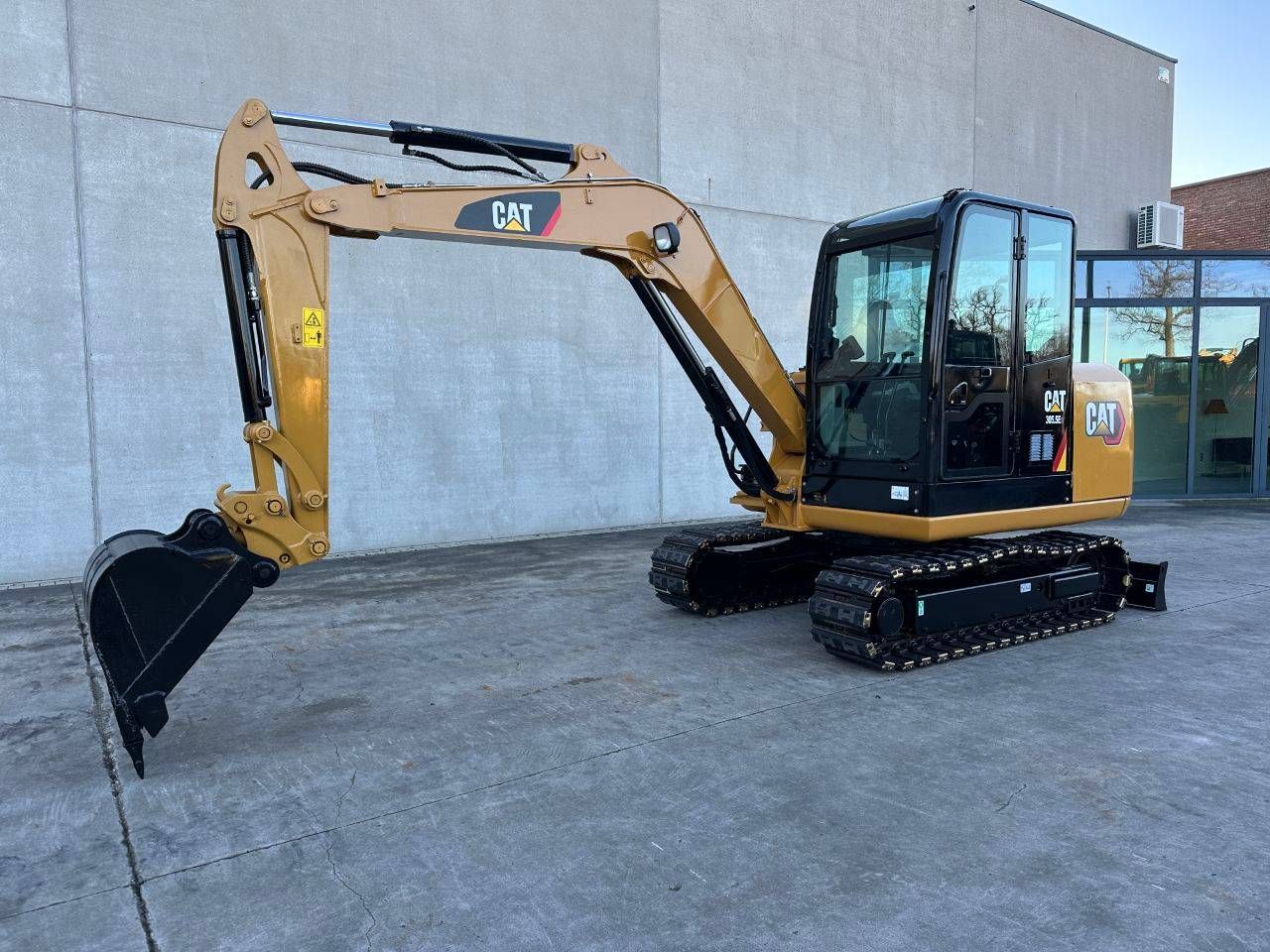 Crawler excavator Caterpillar 305.5E2 Diesel 34.1kW 2021