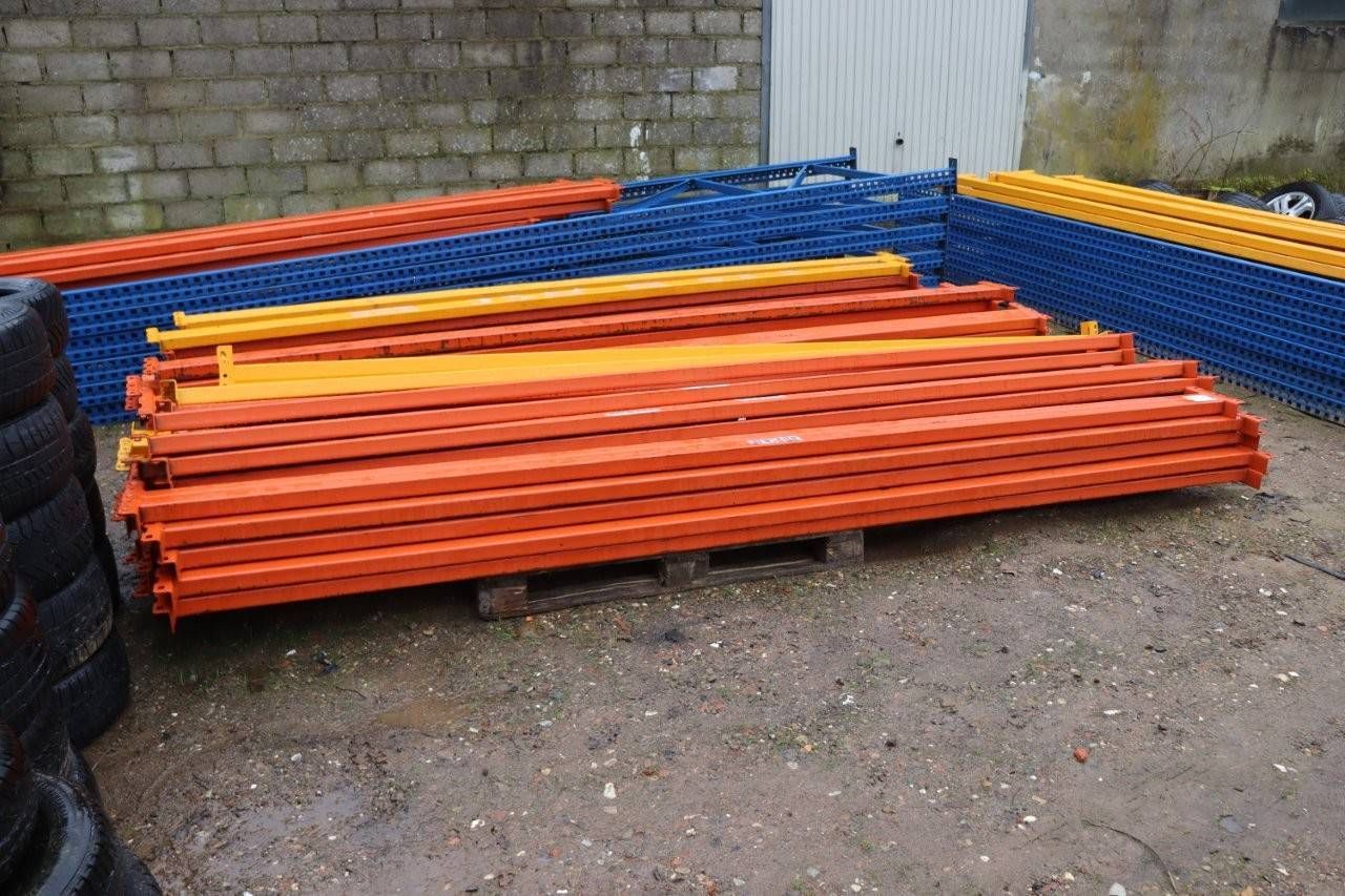 Shelving Supports 10 pieces with Pallet Holders 10 pieces (Margin)