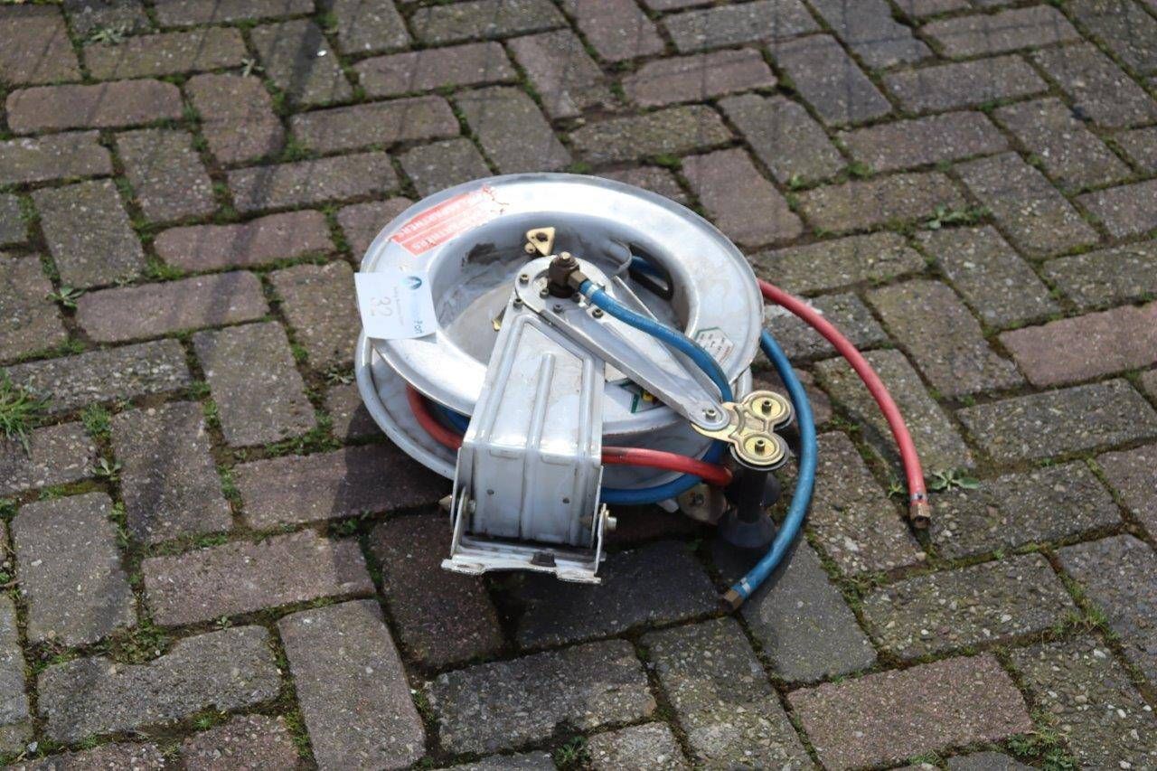 Hose reel