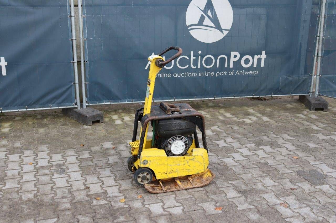 Vibratory plate Hatz 1B20-6 Diesel