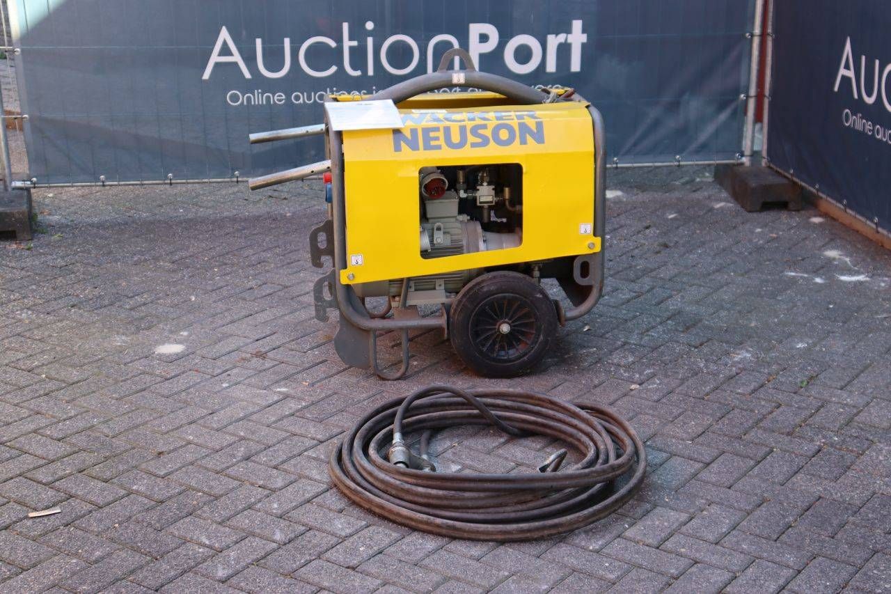Wacker Neuson HP-8 Hydropack Diesel 2014