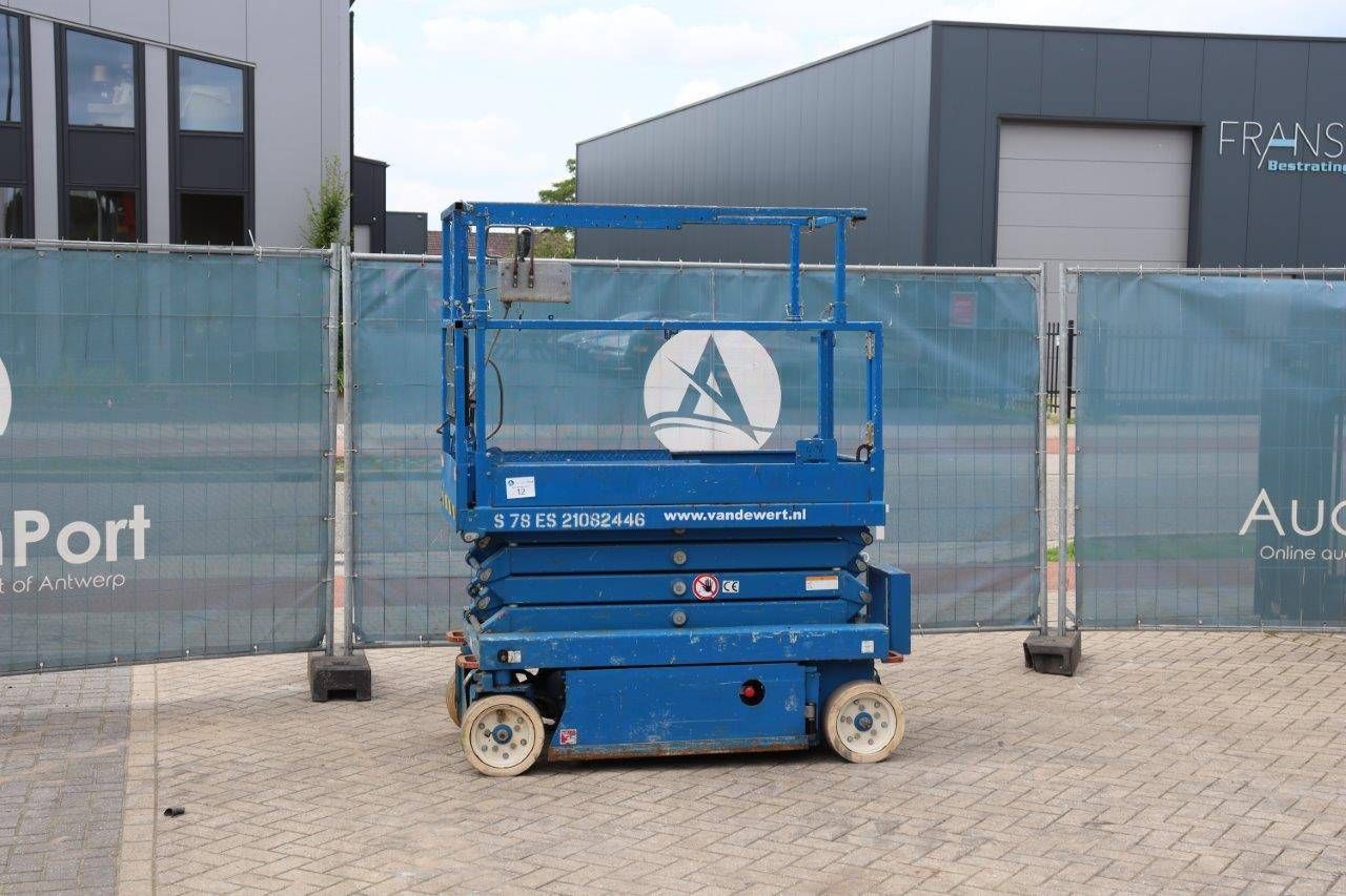 Scissor lift Skyjack SJIII-3219 Electric 8m