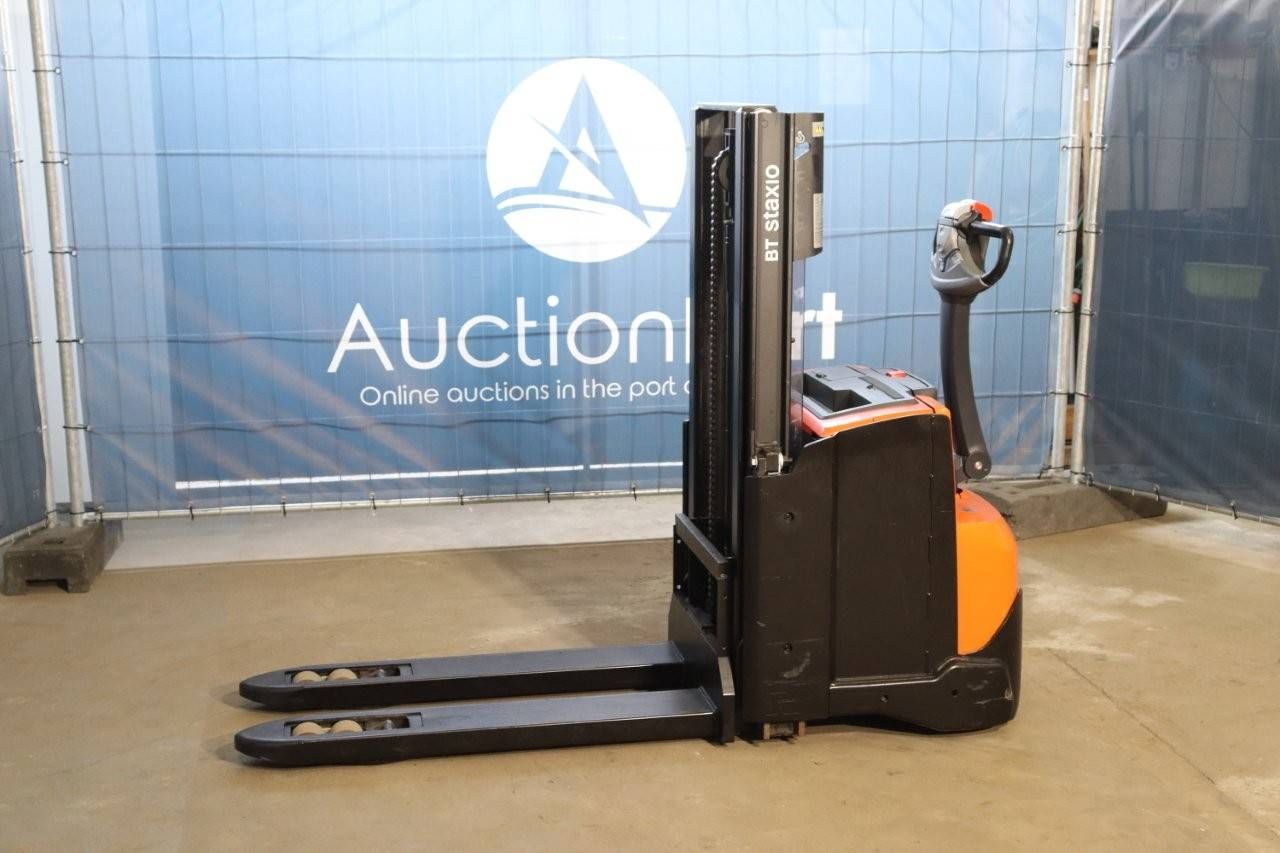 Stacker Toyota SWE200D Electric 2000kg 2.1m 2019