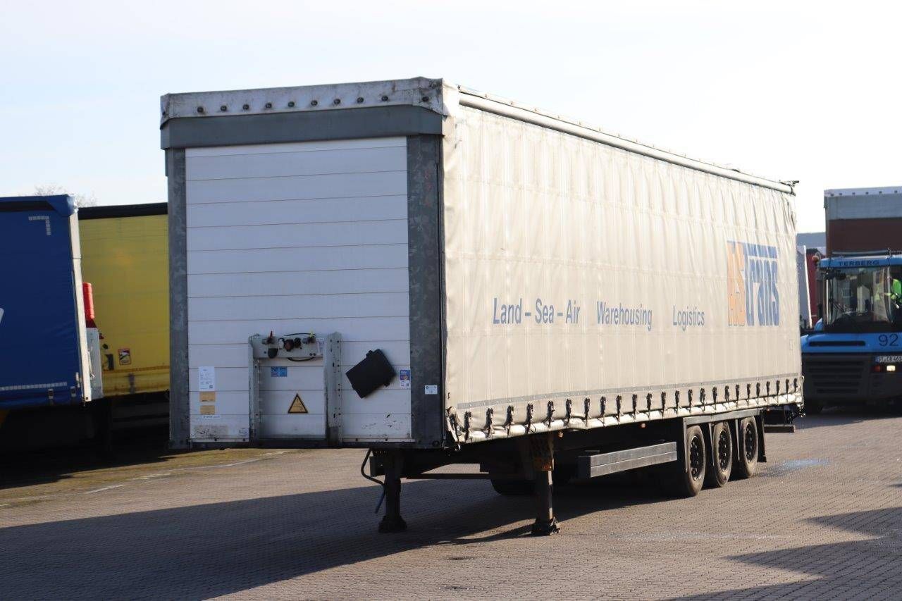 Schmitz SCB S3T 2017 sliding tarpaulin trailer