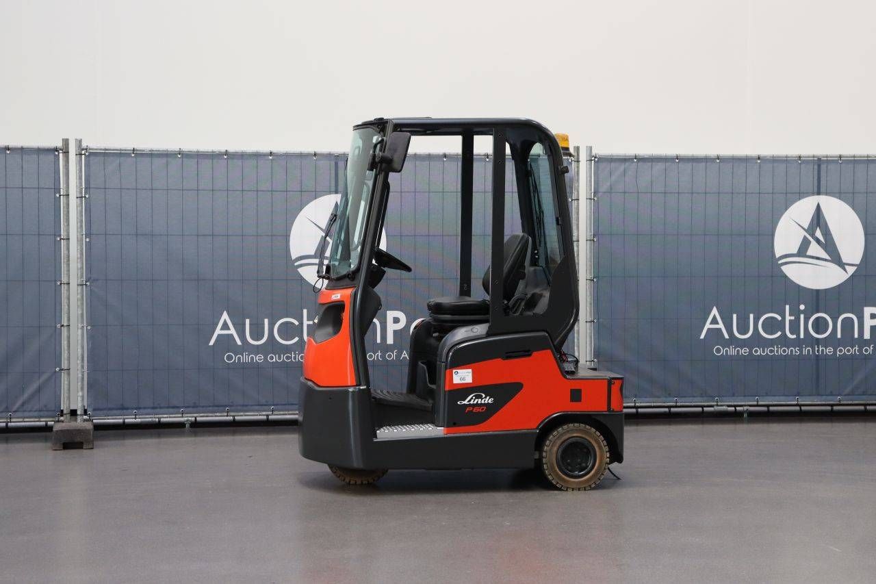 Elektrotraktor Fenwick-Linde P60 Electric 150kg 2015