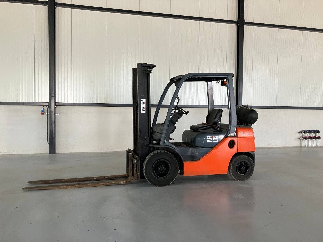 Forklift Toyota 02-8FGF25 LPG 2500kg 4.7m 2017