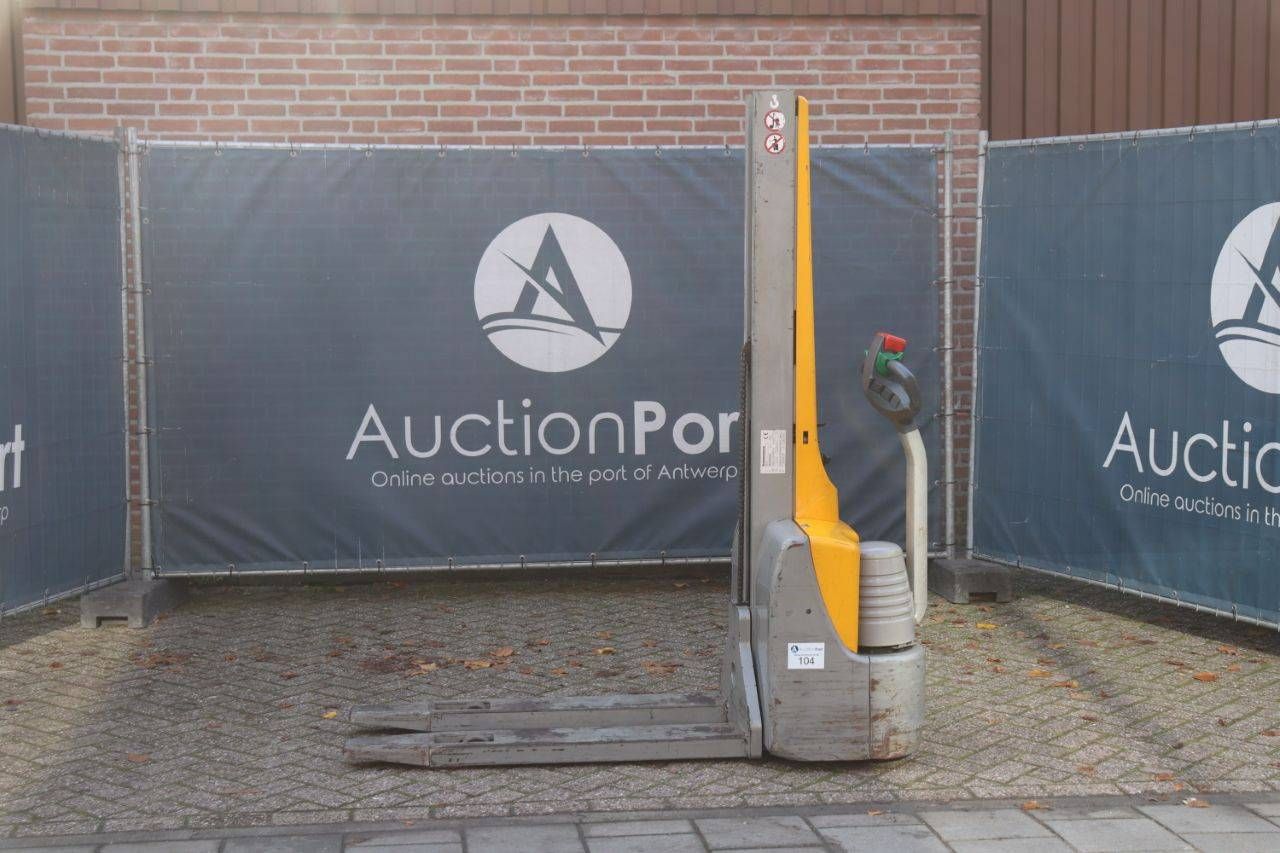 Pallet truck Jungheinrich EMC 10 Electric 1000kg 2002