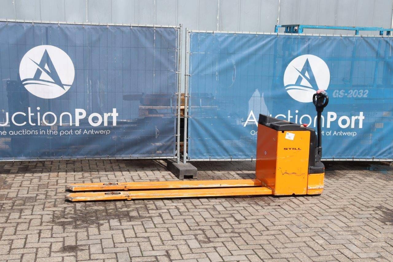 Pallet truck Still EGU30 Electric 3000kg 2007