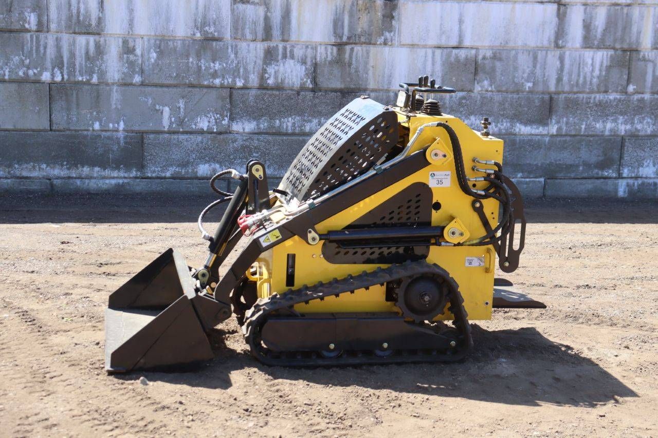 Delano T360 Diesel Skid Steer Loader 2025 New