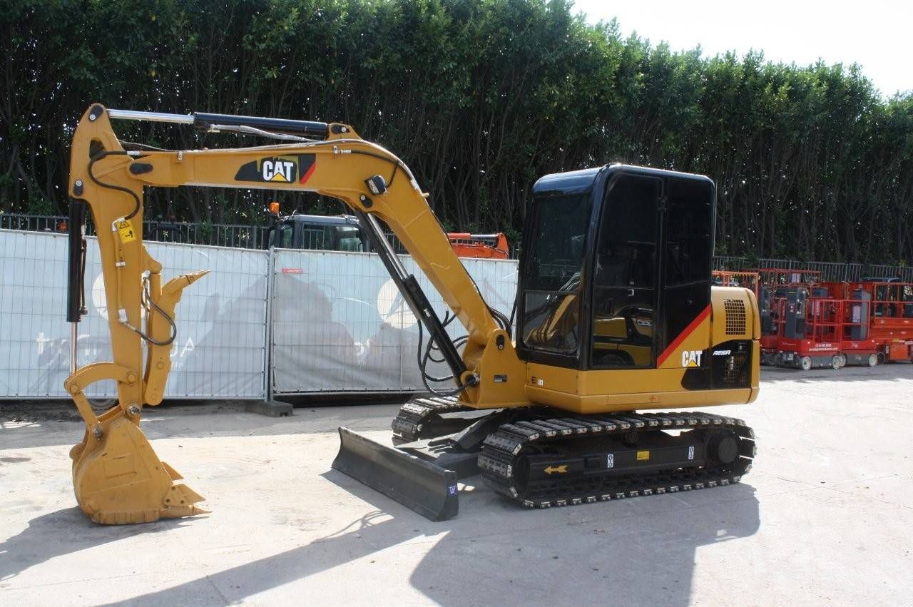 Crawler excavator Caterpillar 306 Diesel 40.5kW 2013