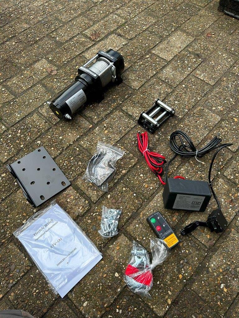Winch 13500LBS New