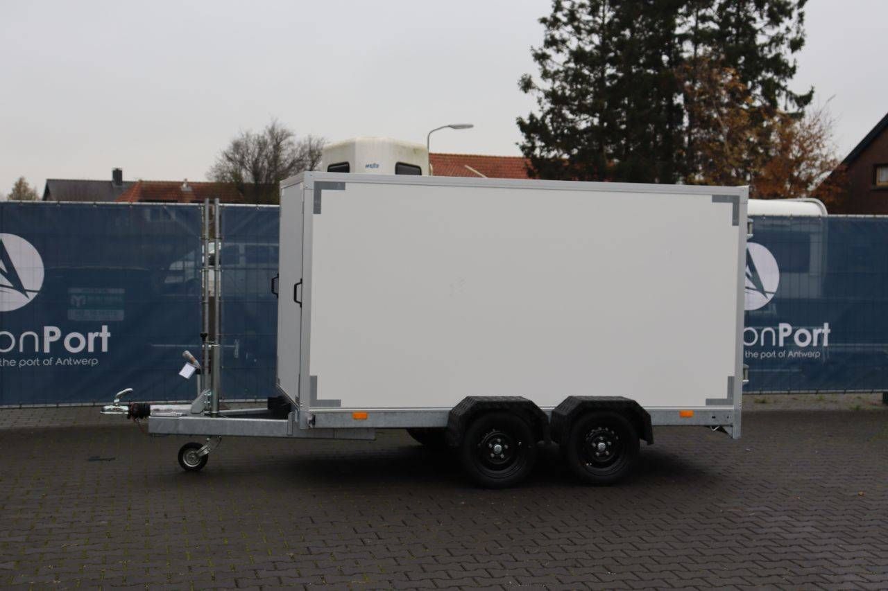 Closed trailer VDM Trailers New