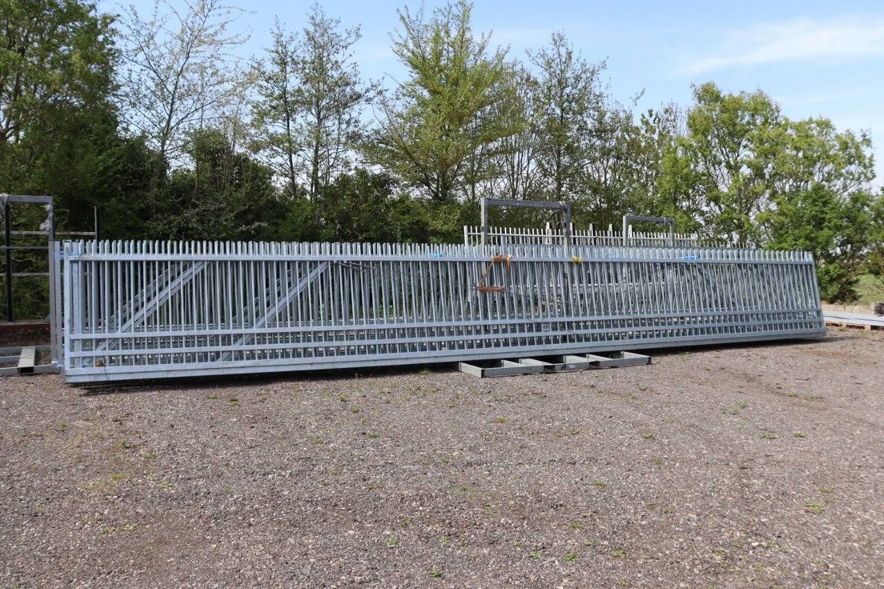 Cantilever Sliding Gate Demo