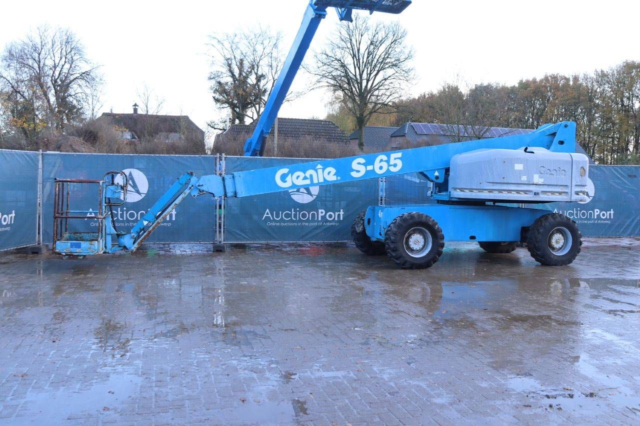 Genie S-65 Diesel 21.8m Telescopic Boom Lift 2000