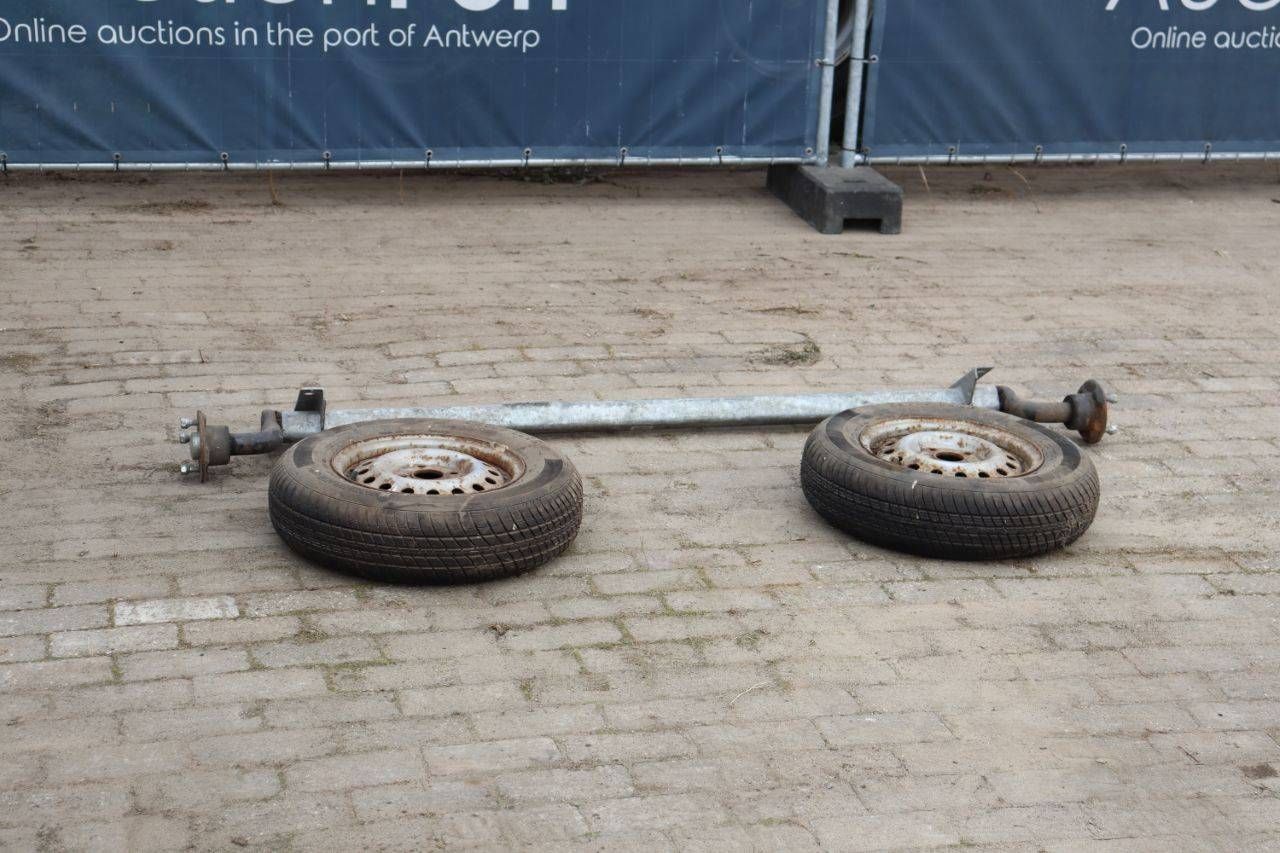 Novio Tire 165/80R13 Wheels, 2 pieces, with torsion axle 