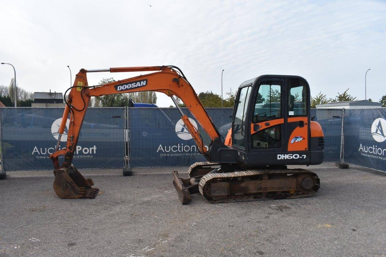 Excavator Doosan DH60-7 Diesel