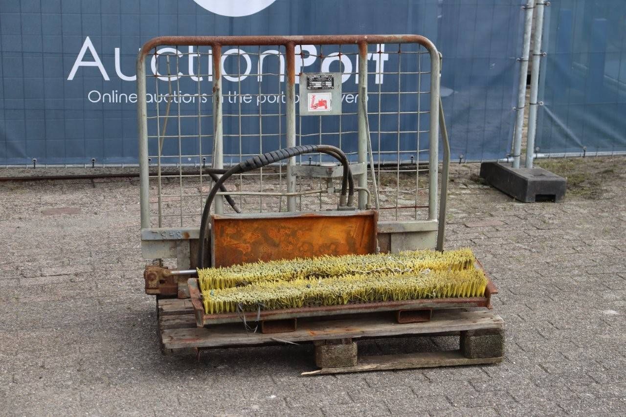 Sweeping brush attachment Gebr. Geens STEENKLEM 2003