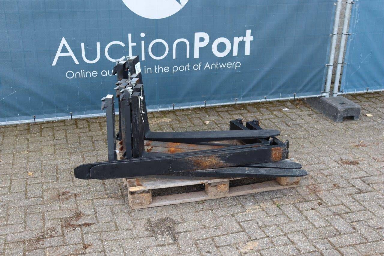 Party Pallet Forks
