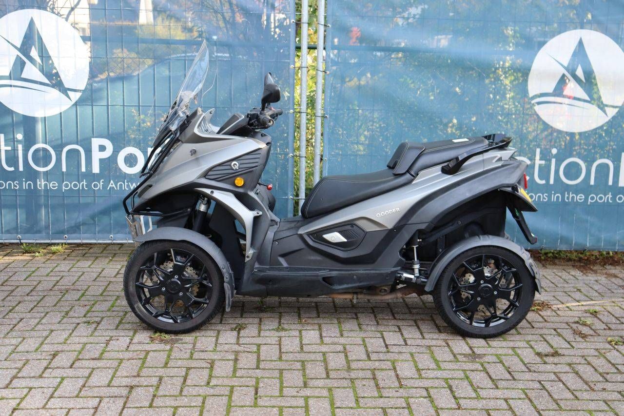 Scooter Qooder 400 gasolina 32,5 CV