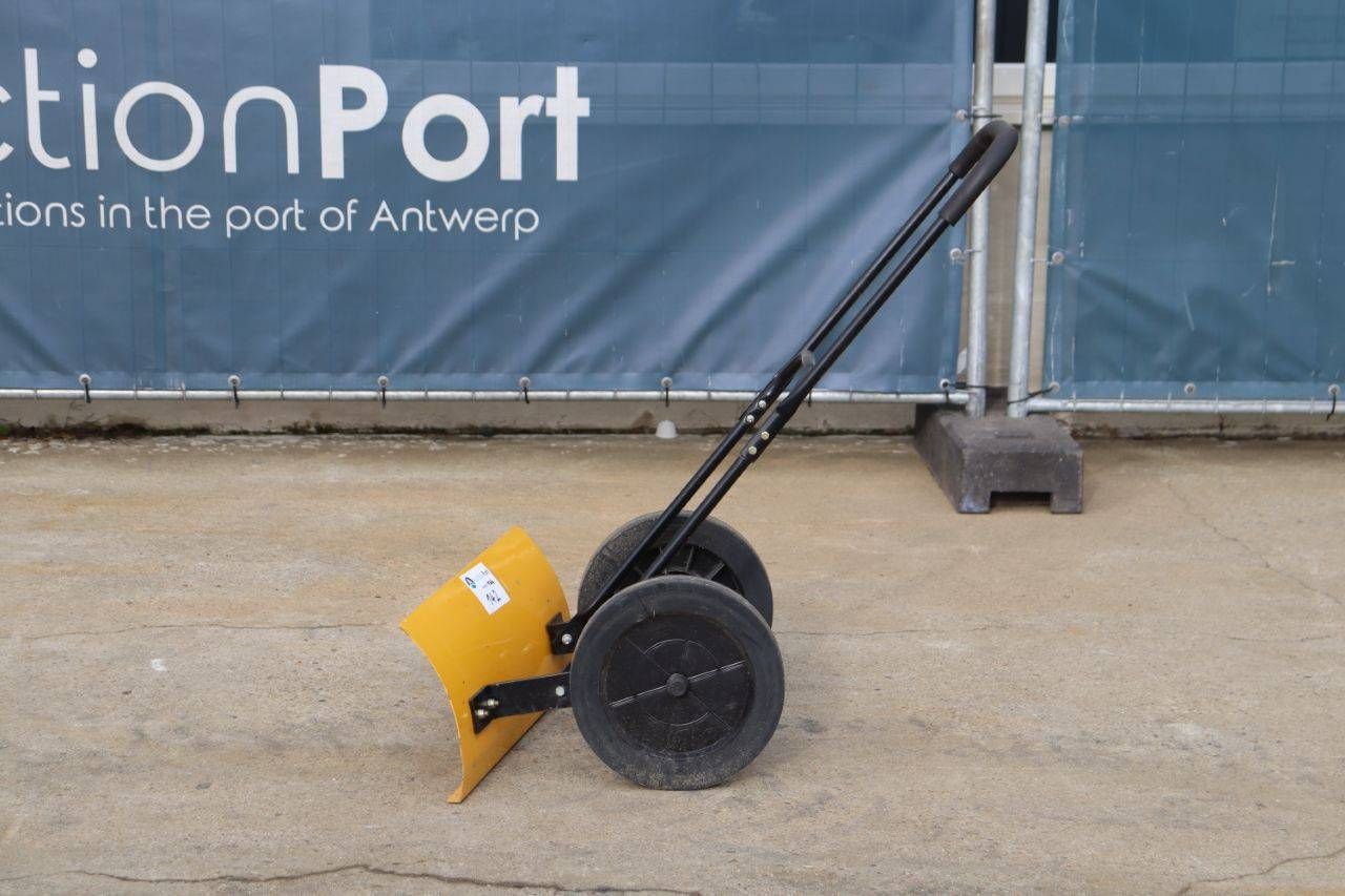 Snow plow