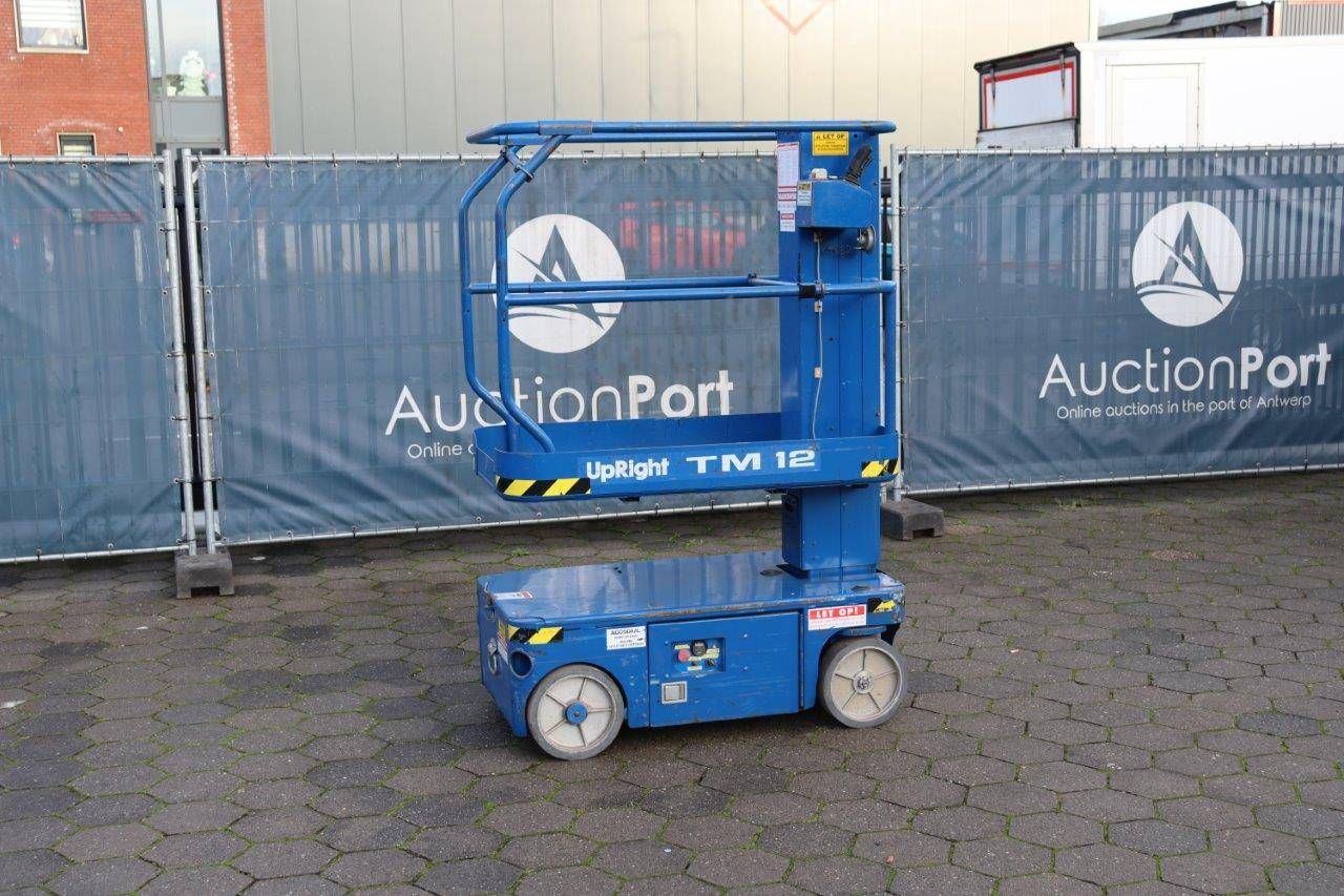 Masthoogwerker UpRight TM12 Elektrisch 3.83m 1999