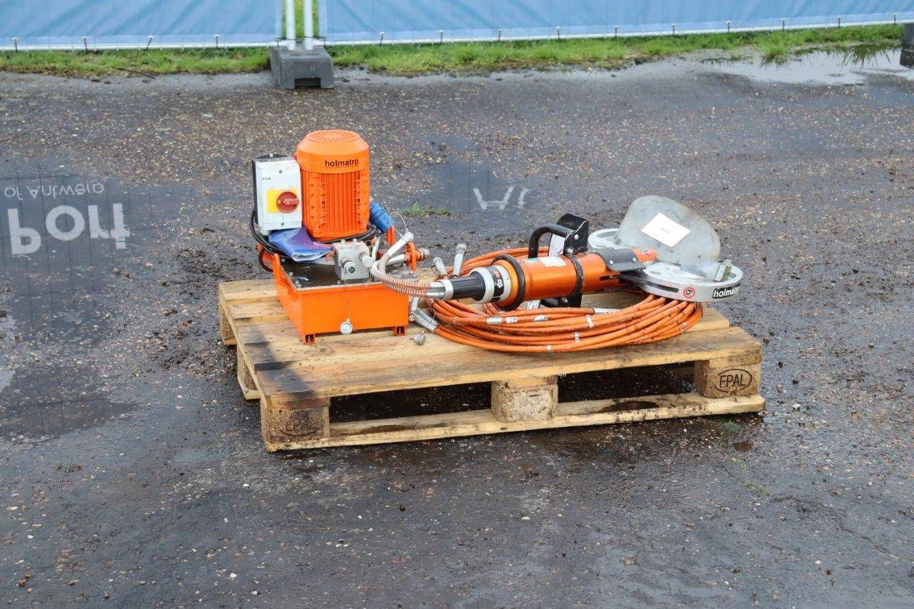 Concrete crusher Holmatro CC 20