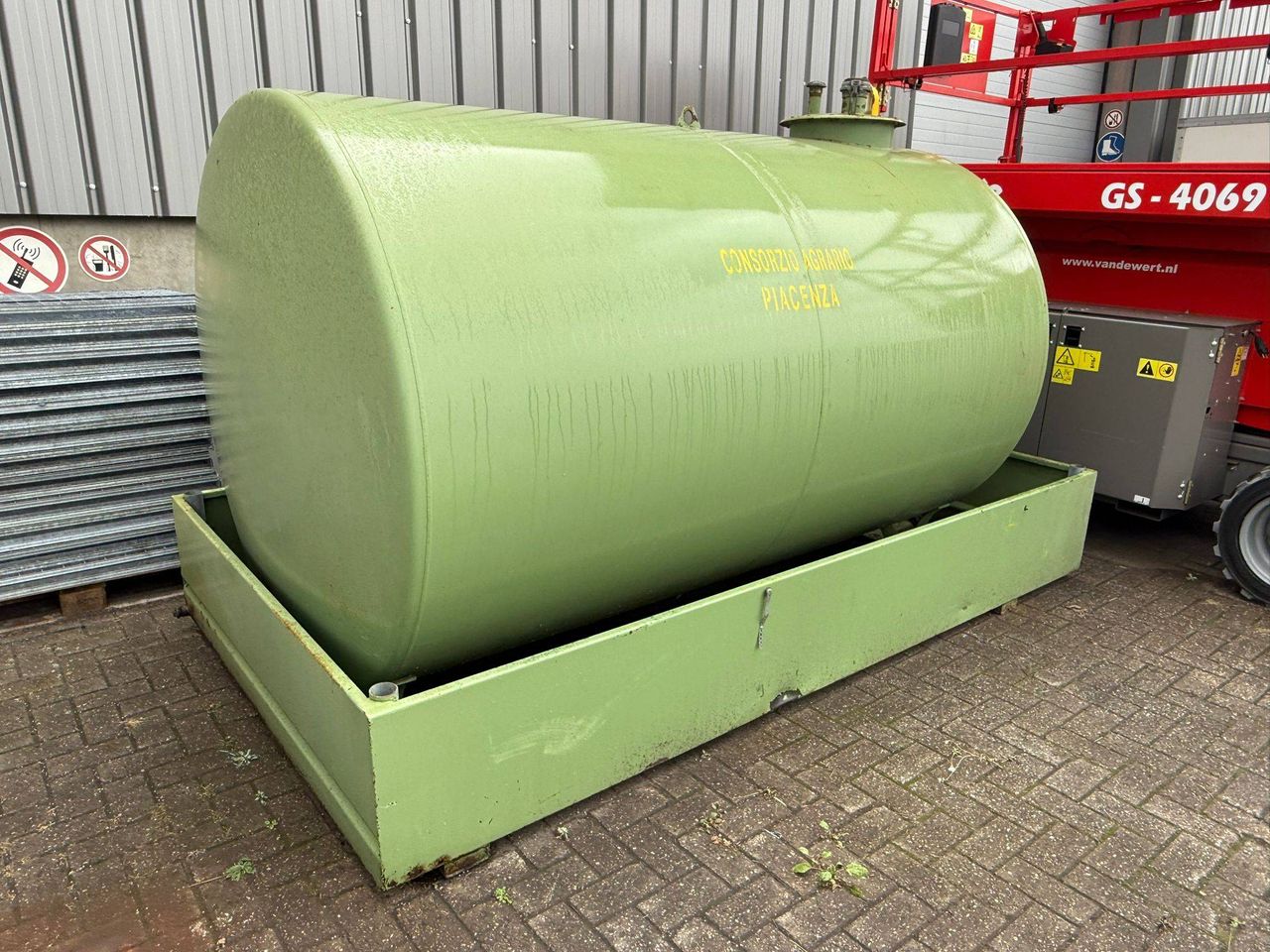 Diesel tank Emiliana Serbatoi 5000L