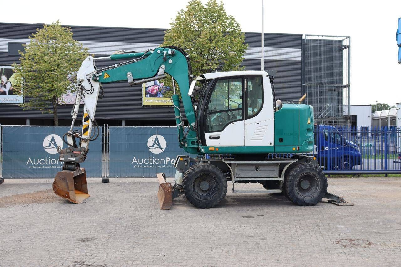 Wheel excavator Liebherr A 910 Compact Diesel 2015