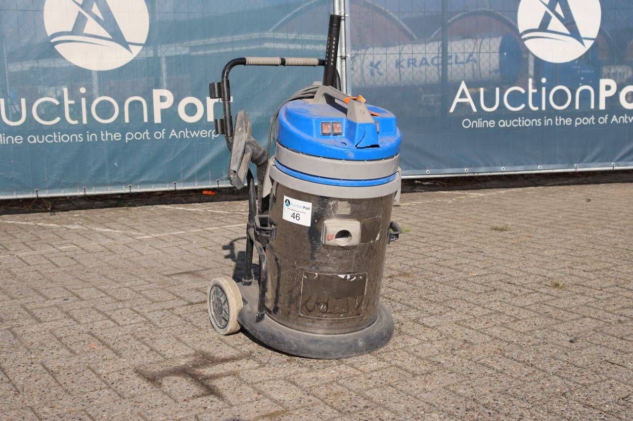 Aspiradora industrial IPC Estic Plus 440M eléctrica de 2,9 kW (2024)