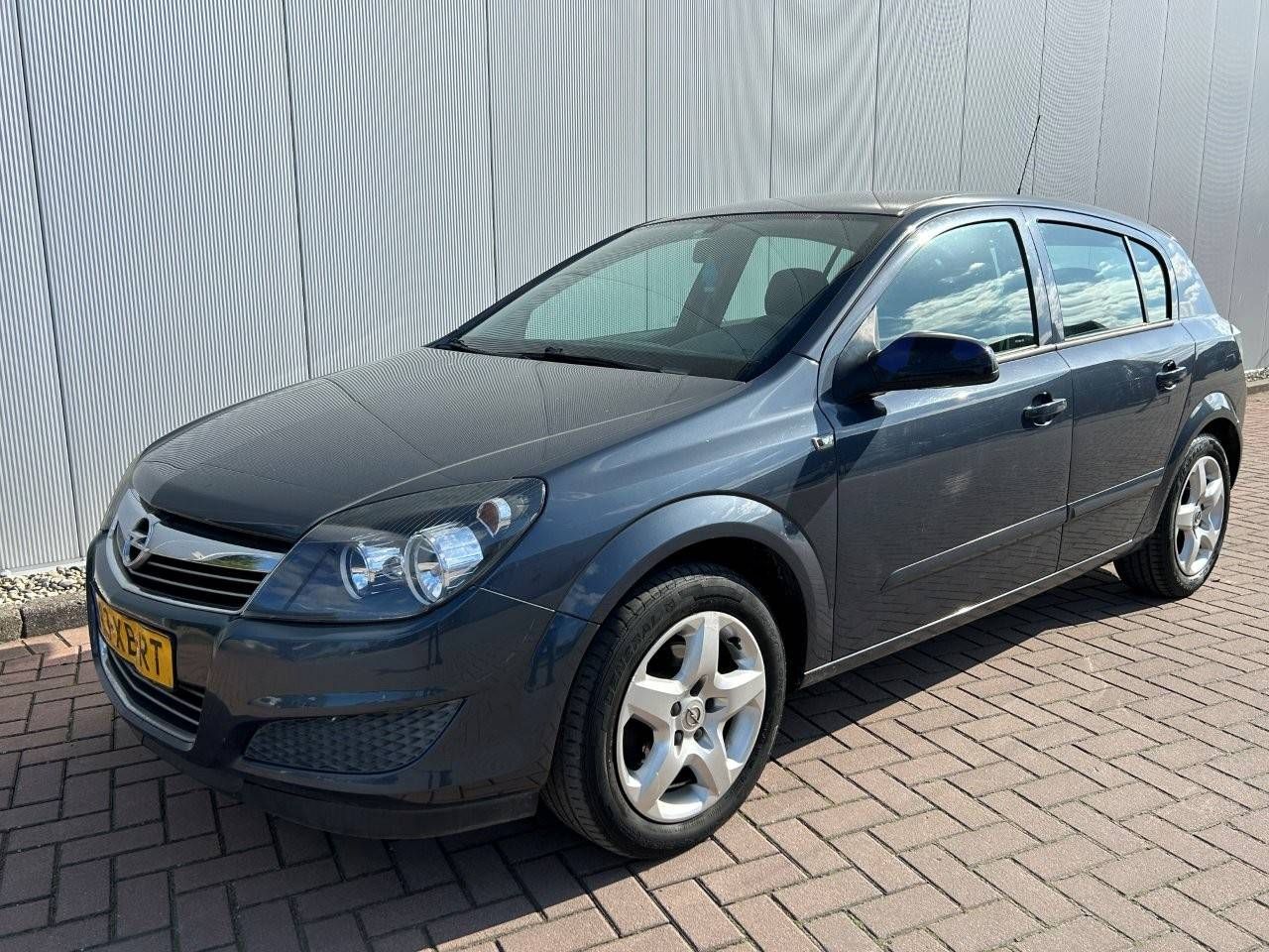 Opel ASTRA Petrol 2007 (Margin)
