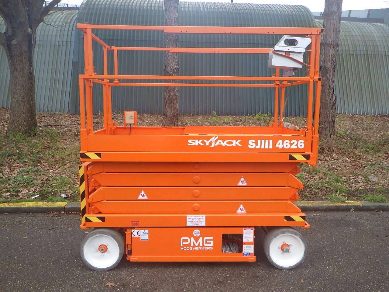 Scissor lift Skyjack SJ4626 Electric 9.92m 2014