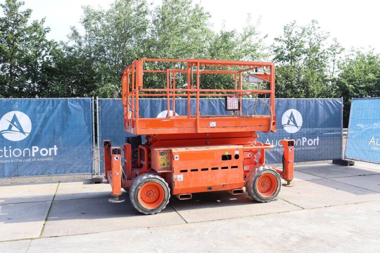 Scissor lift SkyJack 6832RTE Diesel+Electric 454kg 11.75m 2017