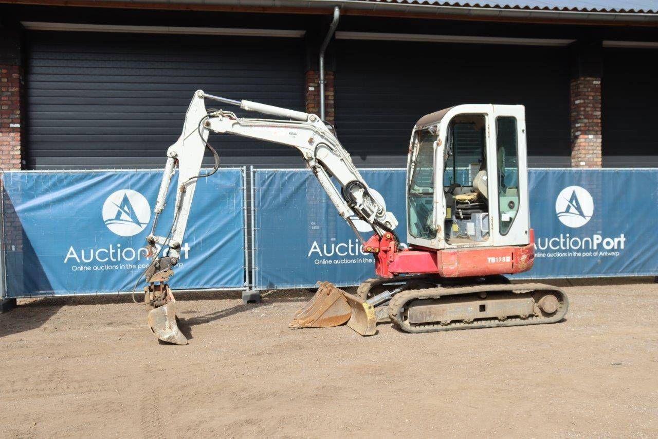 Crawler excavator Takeuchi TB138FR Diesel 28hp 2007