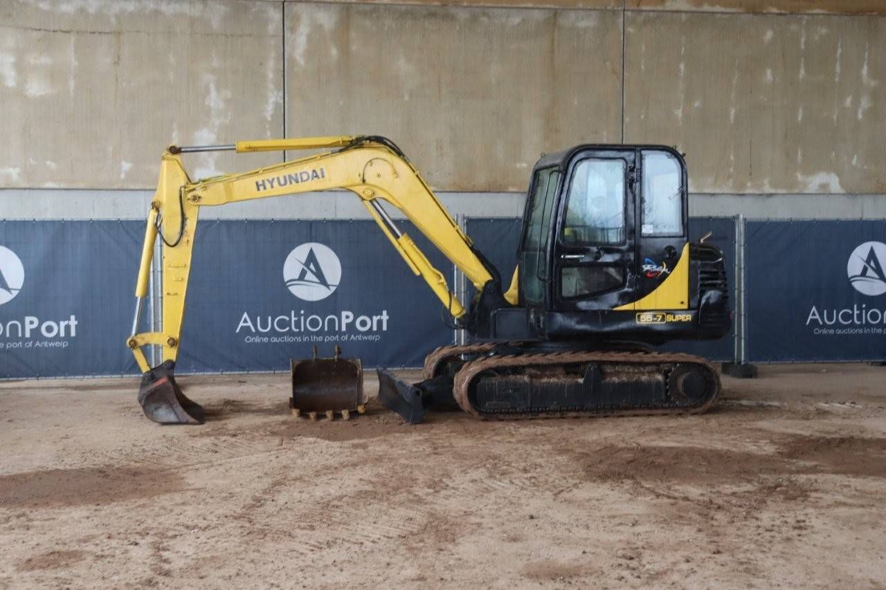 Crawler Excavator Hyundai R55-7 Diesel 2013