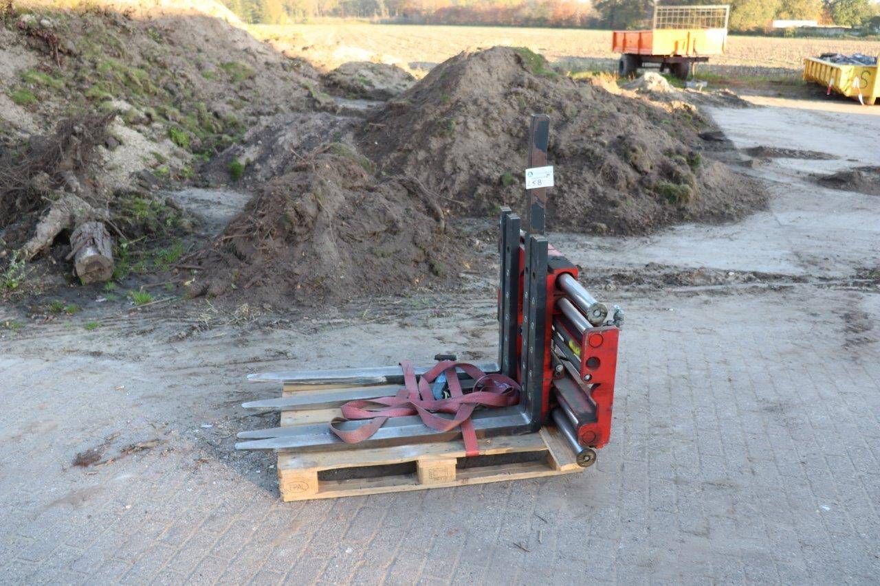 Automatic fork positioner Meyer
