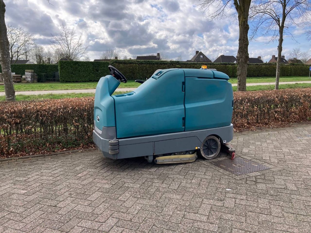 Scrubbing machine Tennant T17 Electric 7.5kW 2018