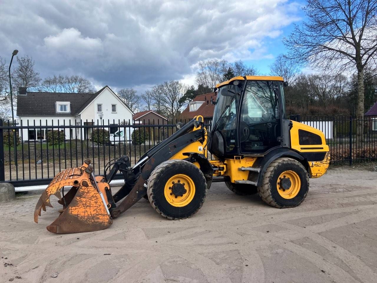 Wheel loader JCB 407 Diesel 2018