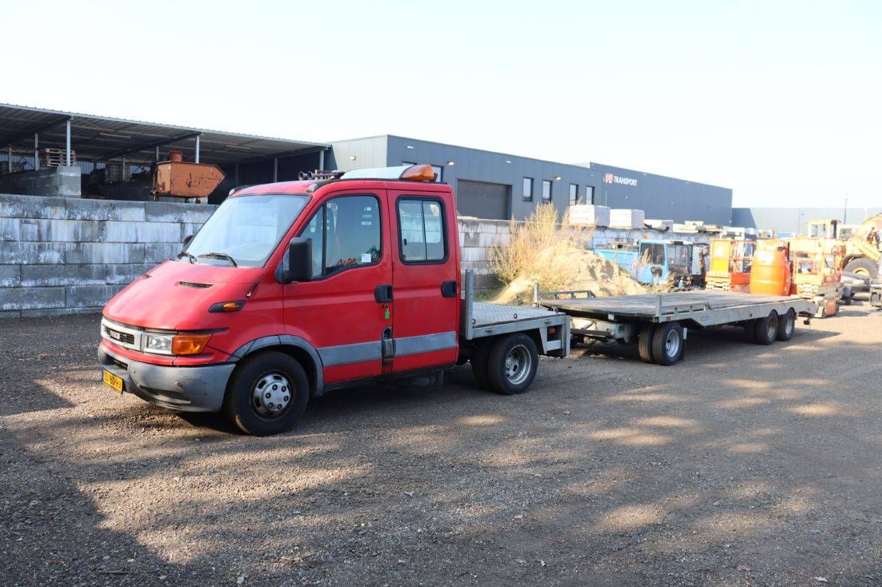 Tractor Iveco 40C Diesel 146 hp 2002 with Trailer