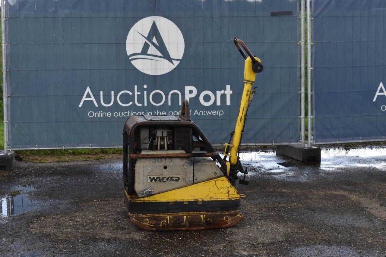 Vibratory plate Wacker DPU 6055 Diesel
